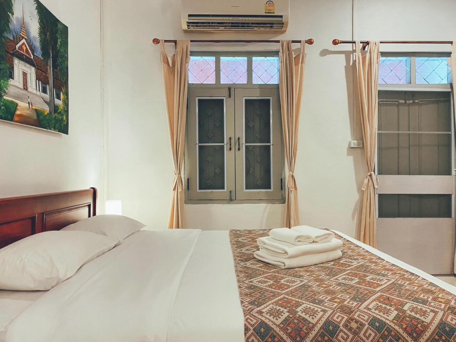 Sathiti Cafe & Bed Vientiane Exterior foto
